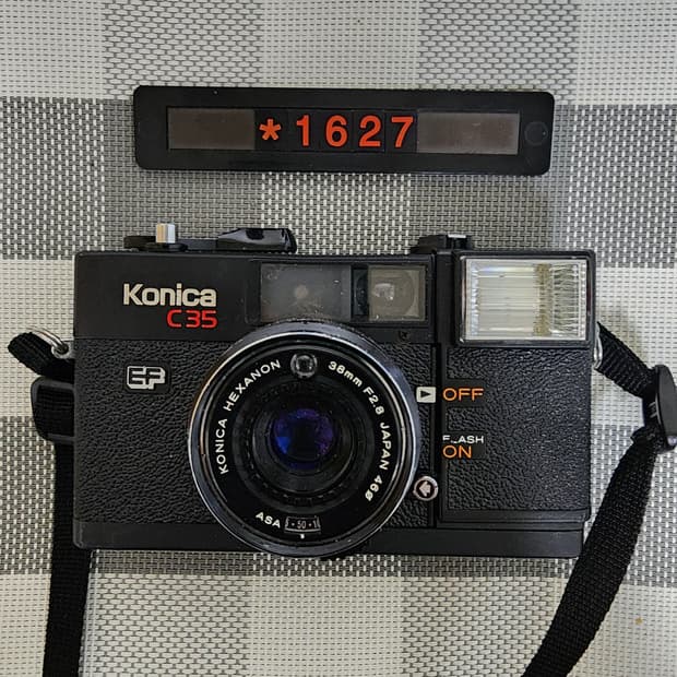 코니카 C 35 EF 필름카메라