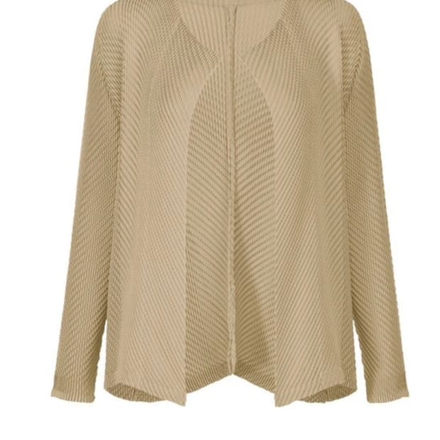 이세이미야케 롬버스 가디건 애쉬 베이지