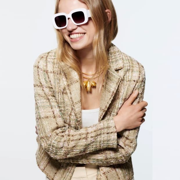 자라(ZARA) 골드베이지 트위드자켓 55 새상품