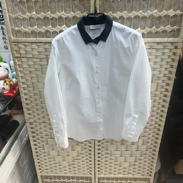 38/55 정품 드레스반노튼 셔츠팝니다