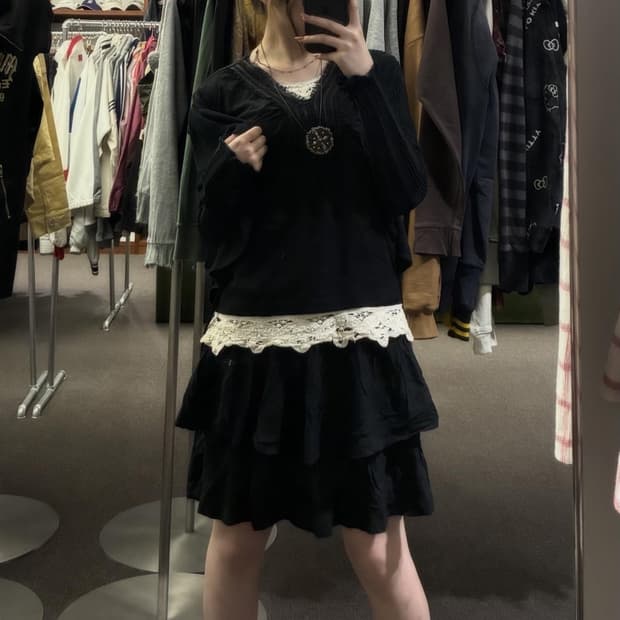 Dark Vintage Layered 🕷️🏹