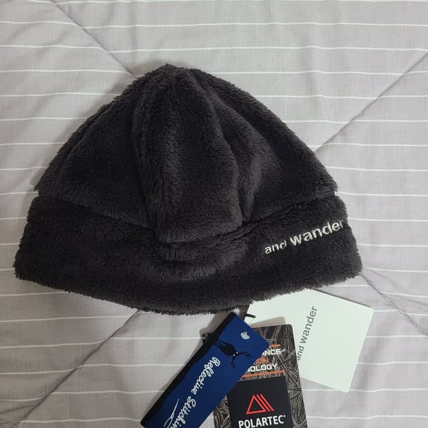 앤드원더 하이로프트 비니