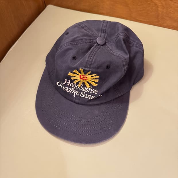 헬로선라이즈 모자