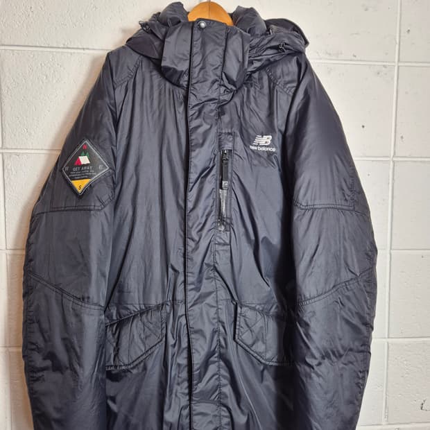 100 )뉴발란스 덕다운 패딩 점퍼 블랙