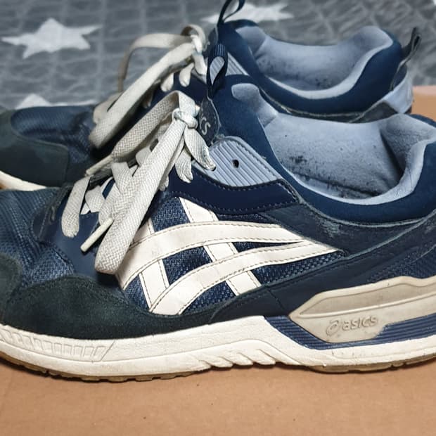 아식스 미드나잇90 스니커즈 네이비 (260)