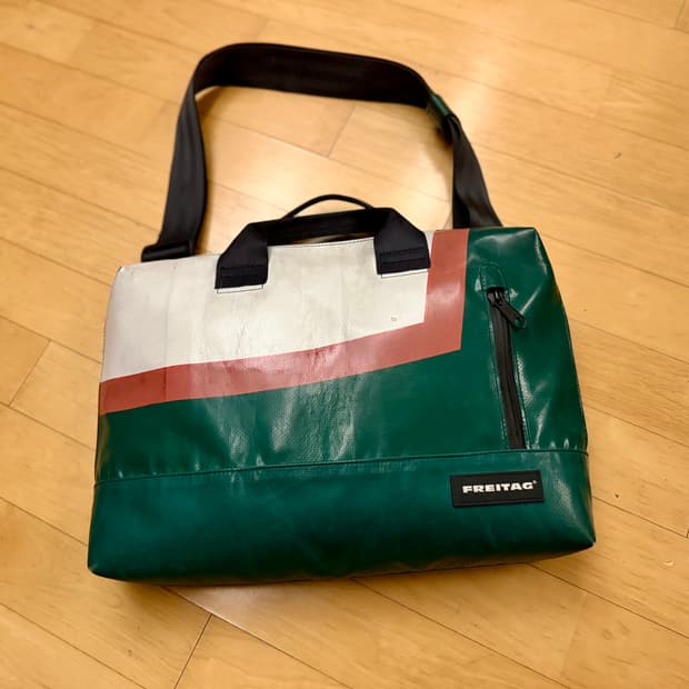 [프라이탁] F304 모스 (그린, 화이트 포인트)