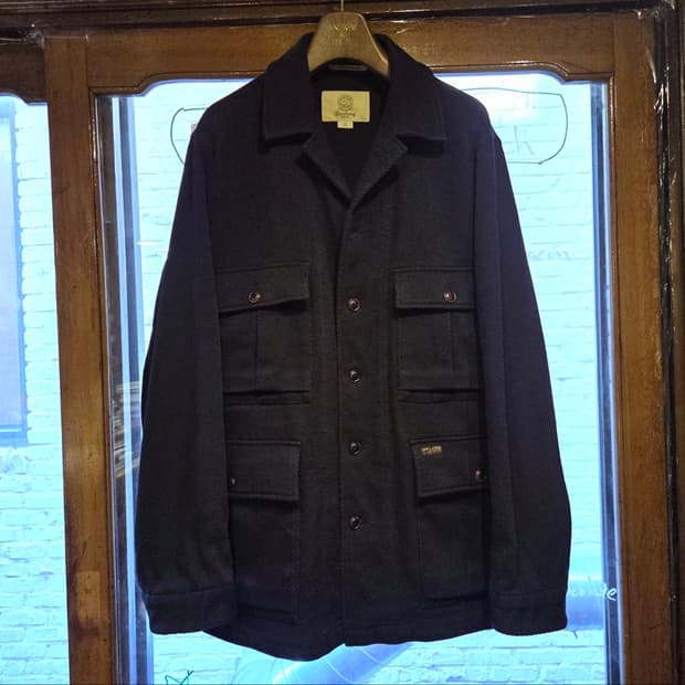 바스통 아웃도어자켓