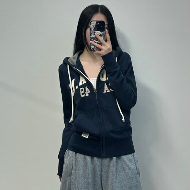 후아유 y2k 와투케 네이비 후드집업