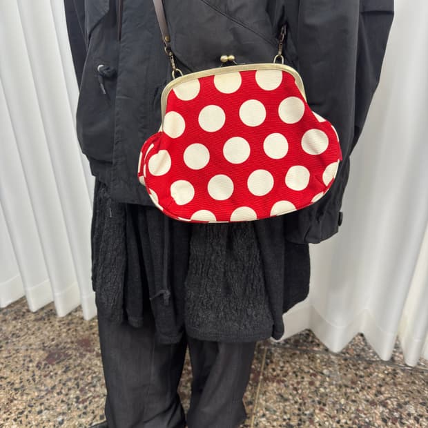 red dot coin crossbag