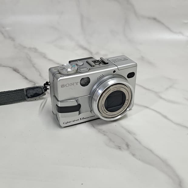 소니 사이버샷 CyerShot DSC-V1 빈티지 카메라