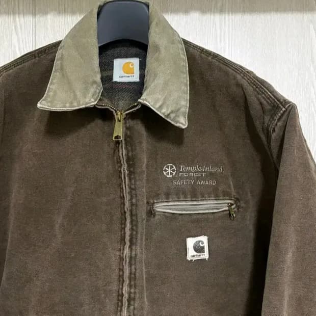 칼하트 빈티지 디트로이트 자켓 J97 체스트 CHT USA 브라운