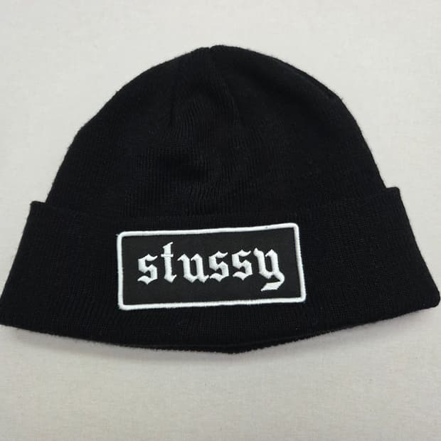 스투시 올드잉글리쉬 비니