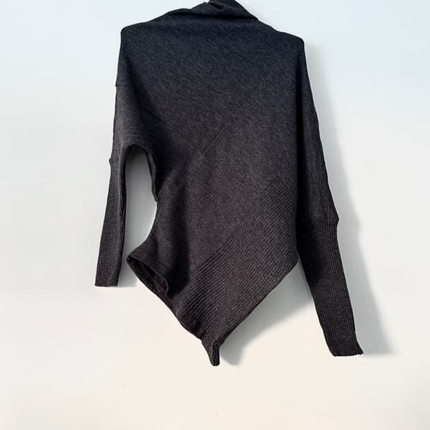 Round drape knit / grey