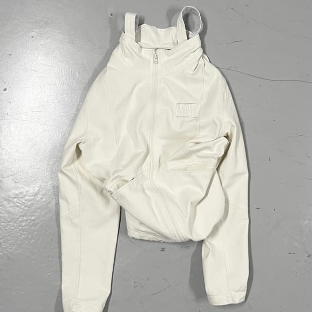 [M] 플라스틱프로덕트 Mpa 포터블 자켓 아이보리 화이트