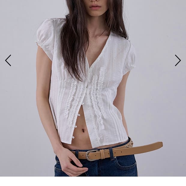 오데스 블라우스 ORDÉS RAW EDGE RUFFLE BLOUSE - 