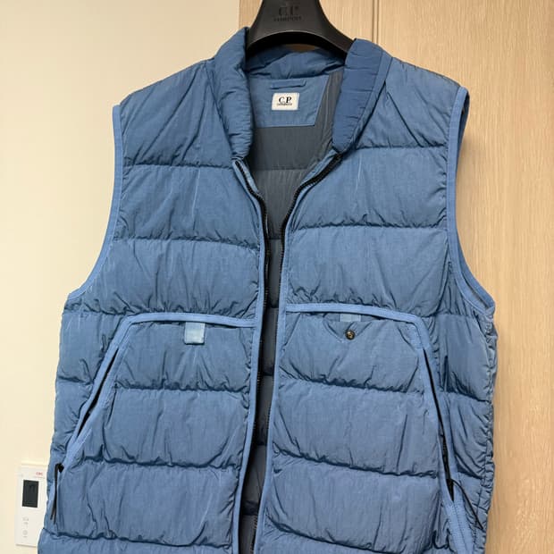 씨피컴퍼니 cp 패딩조끼 에코크롬R 105