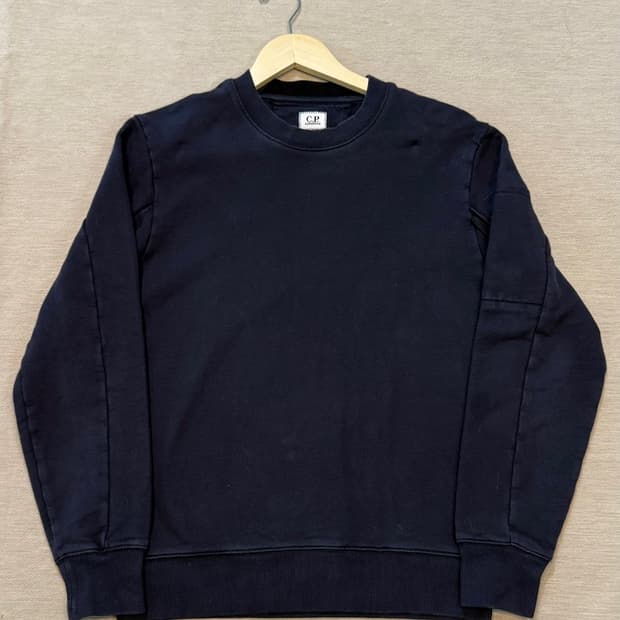 CP COMPANY 고글 맨투맨