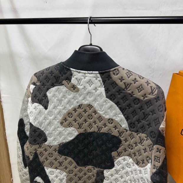루이비통 슈퍼키드 모노그램 봄버 자켓 1ABY3D