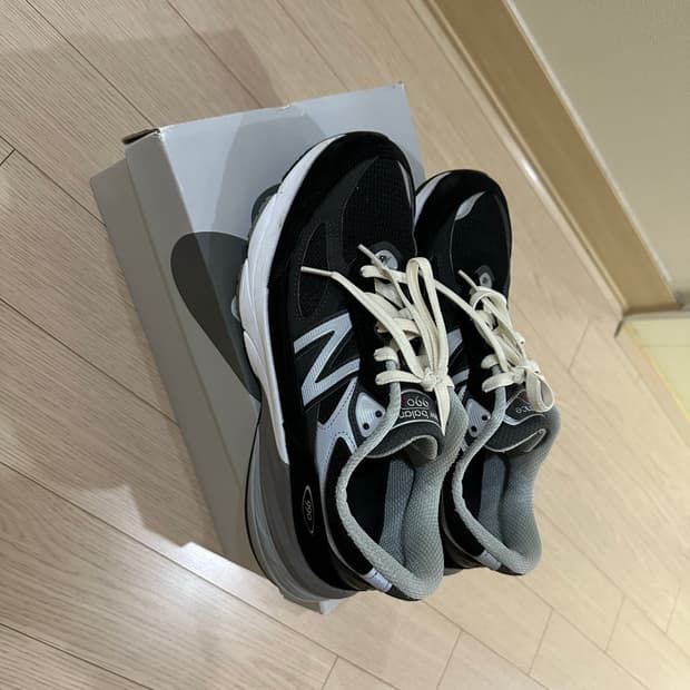 뉴발란스 990v6 블랙 265사이즈