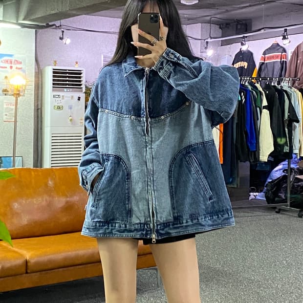 크리틱 웜홀 로고 투톤 데님 자켓 B5224