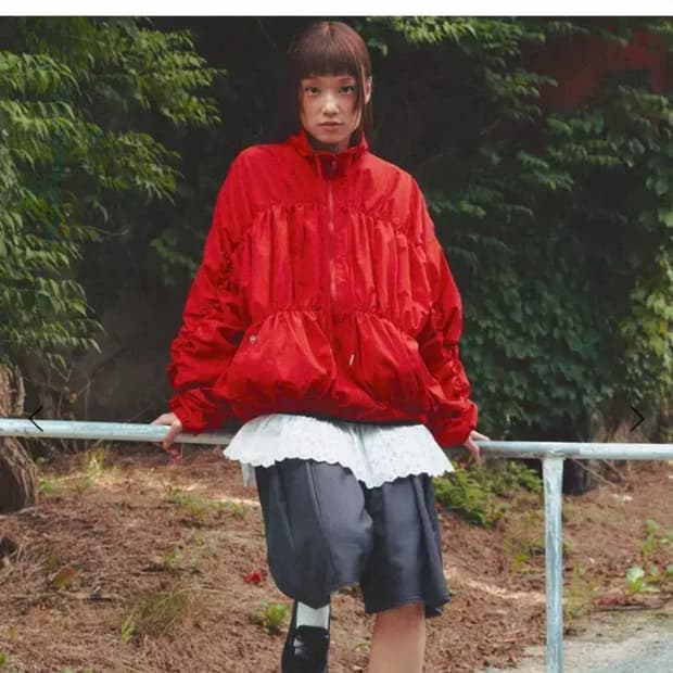 론론 셔링 바람막이