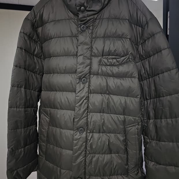빈폴 정품 남성 구스패딩 코트스타일패딩 110사이즈