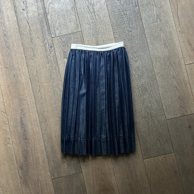 Stitch Pleats Denim Skirt