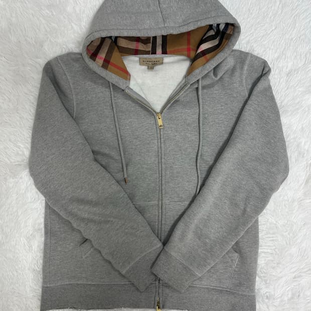 버버리 후드집업