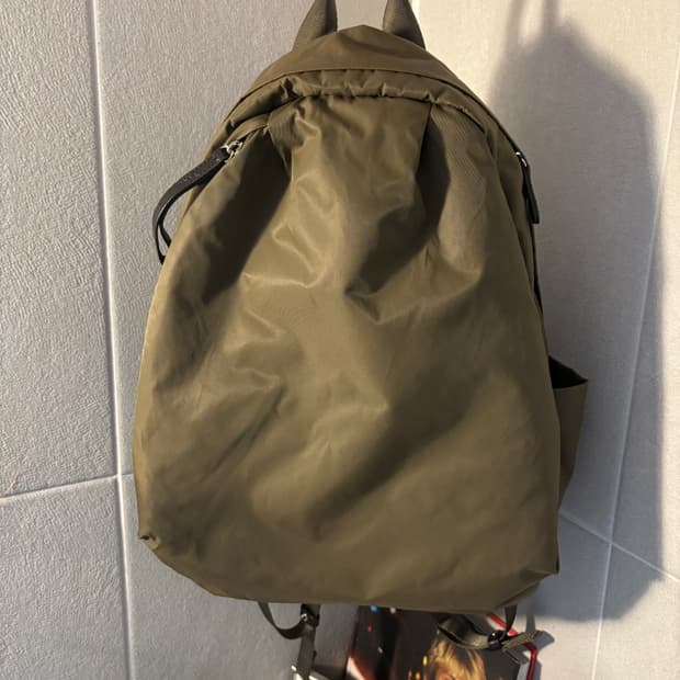 Y‘saccs 나일론 백팩