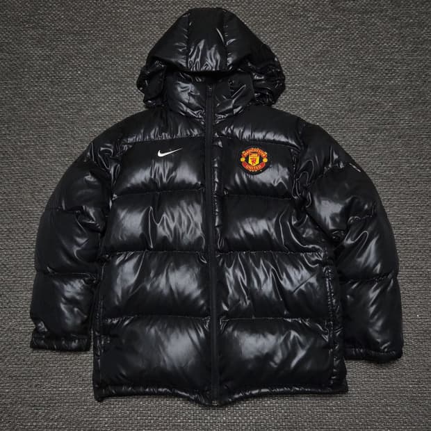 나이키 맨유 유광 패딩