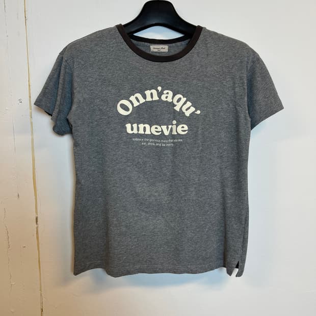 T093 SAMANSA MOS2 그레이 레터링 블럭 프린팅 반팔티셔츠 F