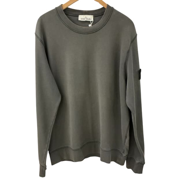 스톤아일랜드 스웨트셔츠