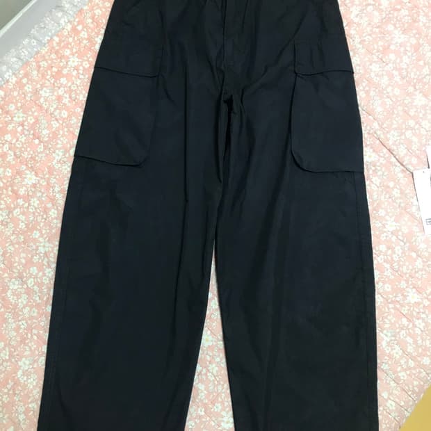 유니클로 와이드카고팬츠