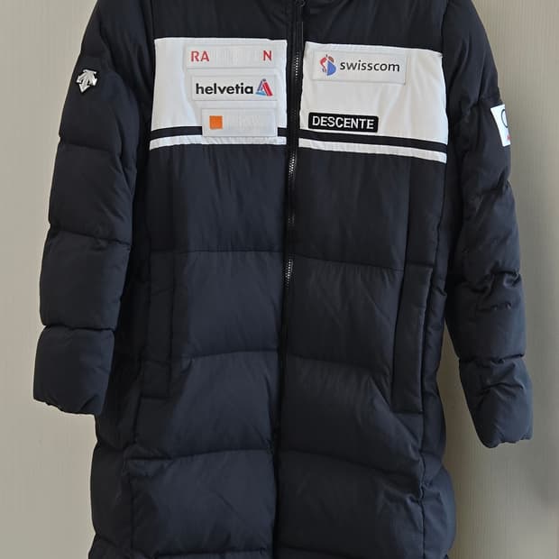 데쌍트 롱패딩 90