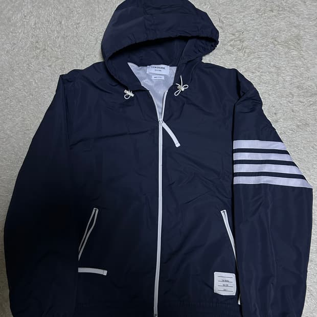 [3] 톰브라운 립스탑 메쉬 바람막이 네이비