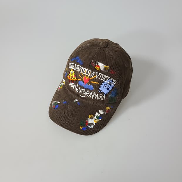 더뮤지엄비지터X존버거맨 페인티드 피자앤포크 코듀로이 볼캡 브라운