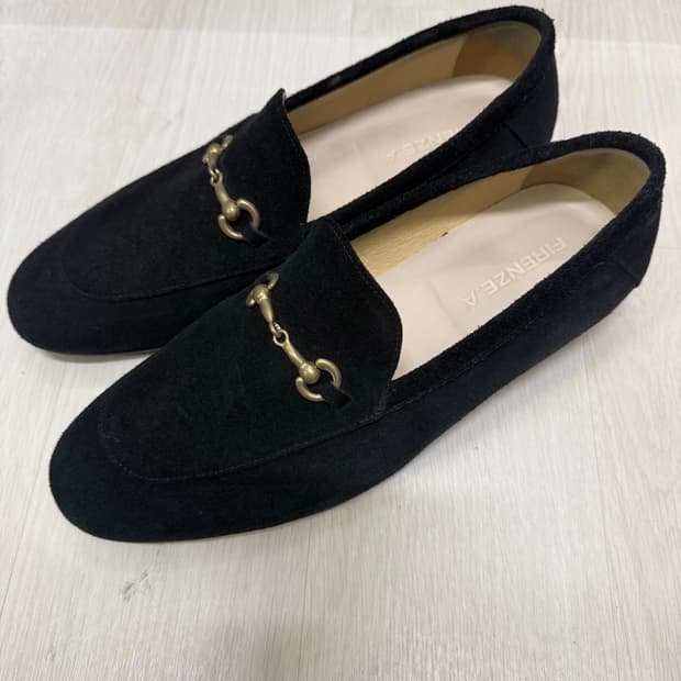 피렌체아뜨리에 스웨이드 로퍼 270 팝니다