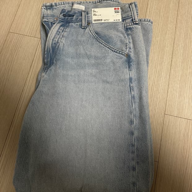 유니클로 배기커브진