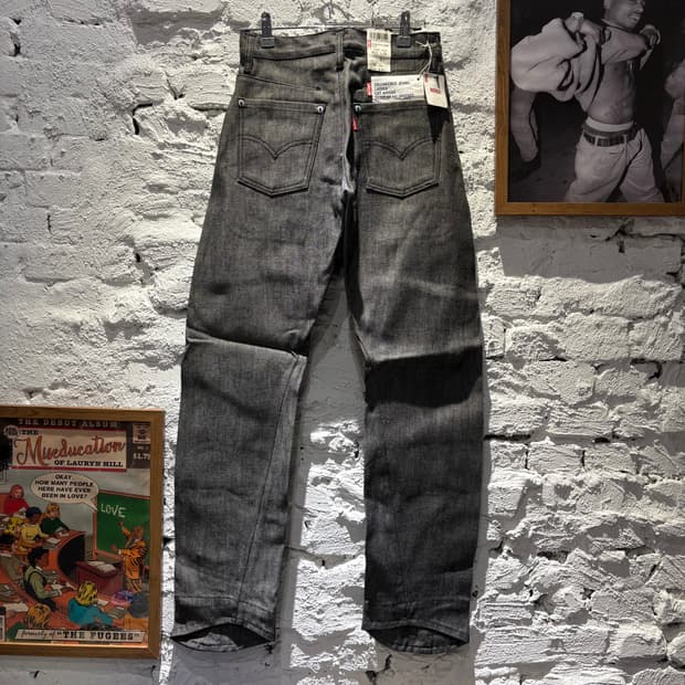 새상품)일제 리바이스 엔지니어드 진