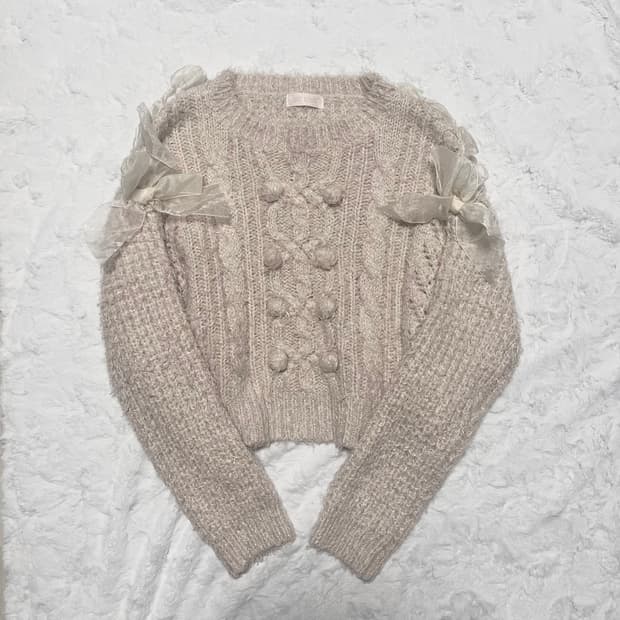 Lizlisa 고전 리즈리사 히메갸루 연베이지 폼폼이 리본 니트 라떼갸루