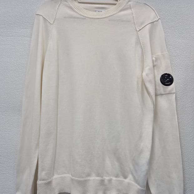 C.P.컴퍼니 화이트 니트 스웨터 / 95(정품)