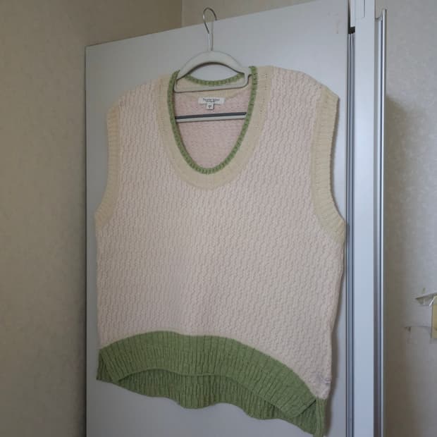 Thursday Island 울 베스트 아이보리 그린