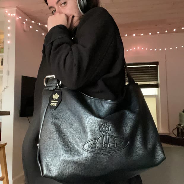 비비안웨스트우드 orb 토트백