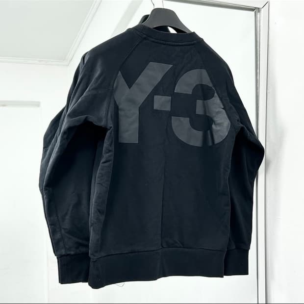 Y-3 백로고 맨투맨