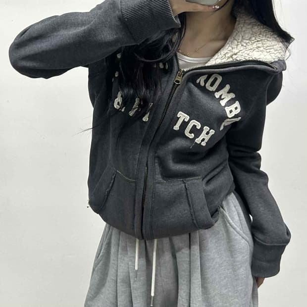 아베크롬비 y2k 양털 올드스쿨 울프죠 스웻 후드집업 희귀져지(M)