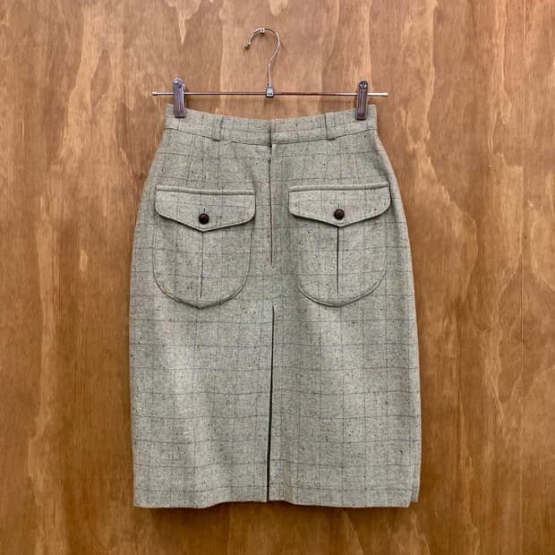 크리스찬디올 스포츠 울 미디 스커트