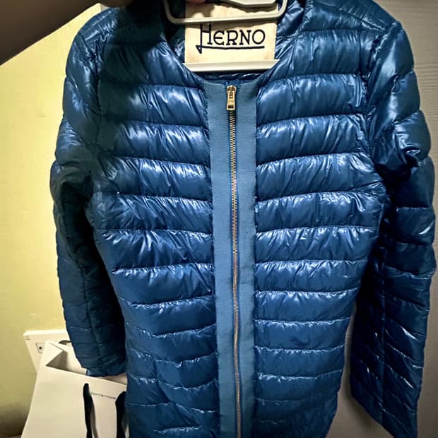 에르노 초경량패딩 블루