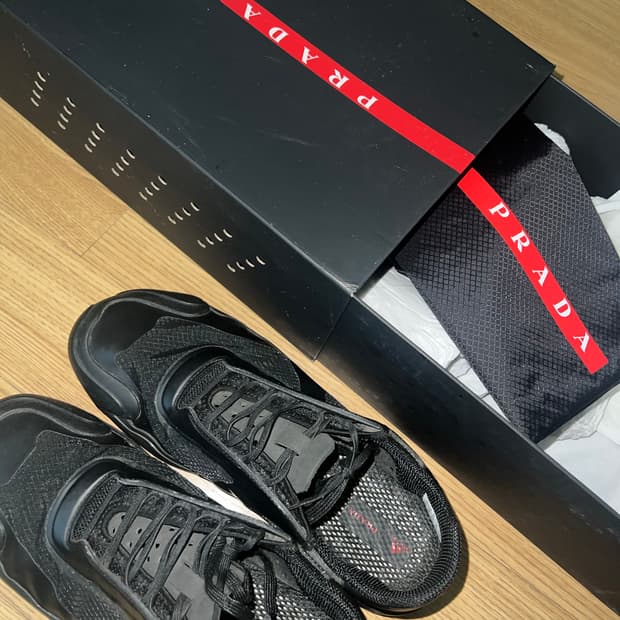 프라다 루나로사 US 8(255-260)