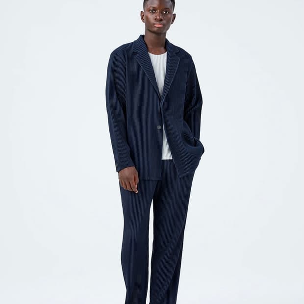 이세이미야케 옴므플리세 베이직 블레이저/자켓 네이비 4사이즈 판매합니다