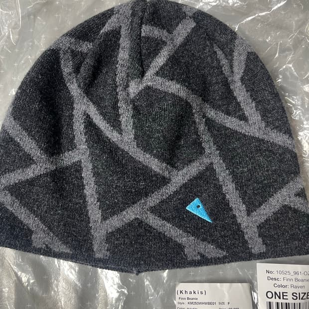 클라터뮤젠 비니